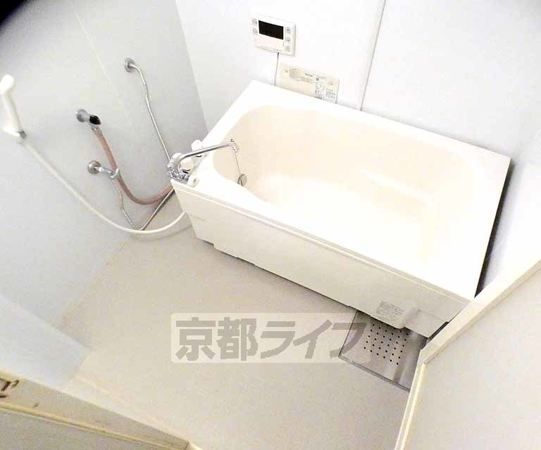 バス・シャワールーム　お風呂きれいで気持ちよく入れます！