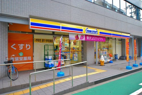 コンビニ　ミニストップ 青葉堂浪速元町店（コンビニ）まで135m