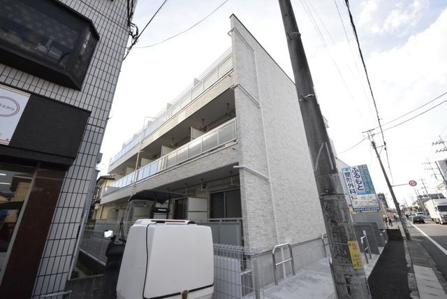 建物外観　２０１７年完成マンション