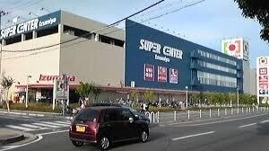 スーパー　イズミヤ 神戸玉津店（スーパー）まで712m