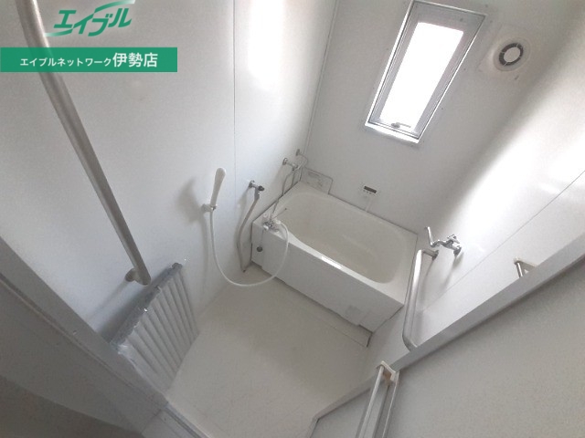 バス・シャワールーム　同型参考写真