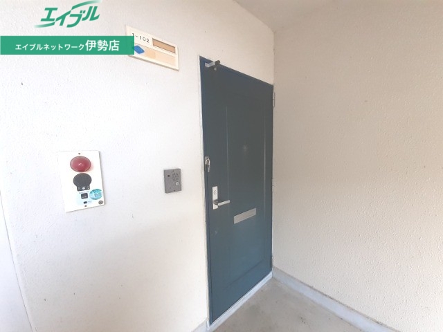 セキュリティ　同型参考写真