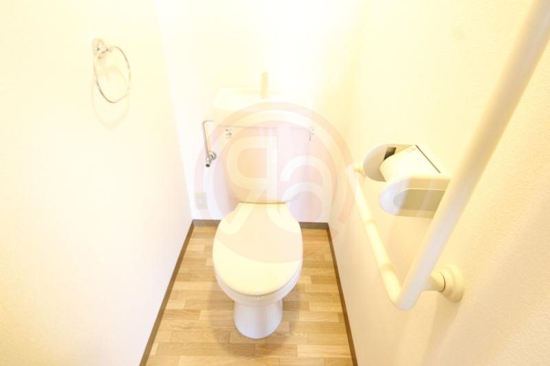 トイレ　ゆったりとした空間のトイレです