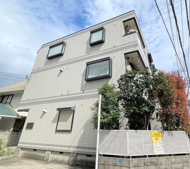 建物外観　★耐震・耐火、高い安全性能で暮らしを守る旭化成へーベルメゾン