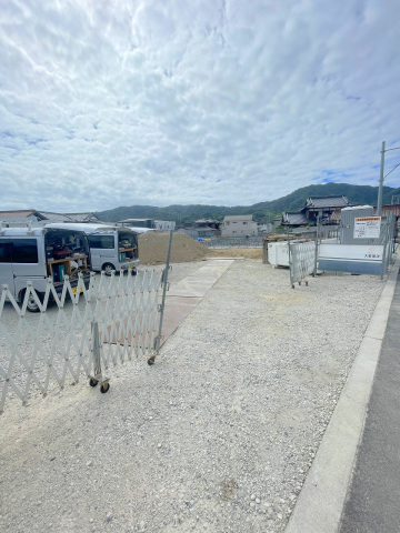 コンビニ　セブンイレブン熊野町萩原8丁目店（コンビニ）まで624m
