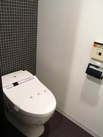 トイレ　別部屋参考写真