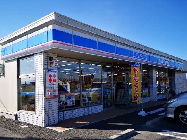 コンビニ　ローソン上塚原店（コンビニ）まで350m