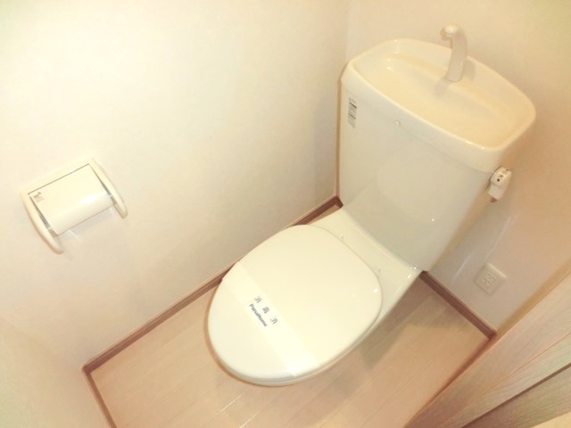 トイレ　※イメージ別号室写真
