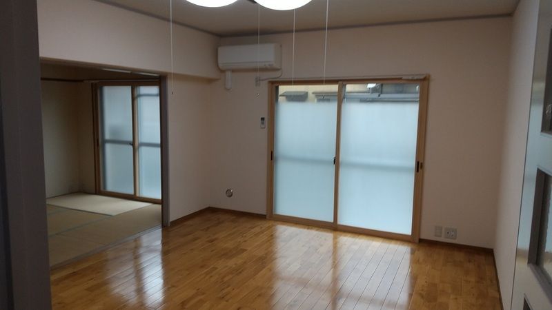 居室・リビング　ゆったり過ごせる居間です