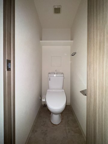 プレサンス鶴舞ファーストのトイレ写真