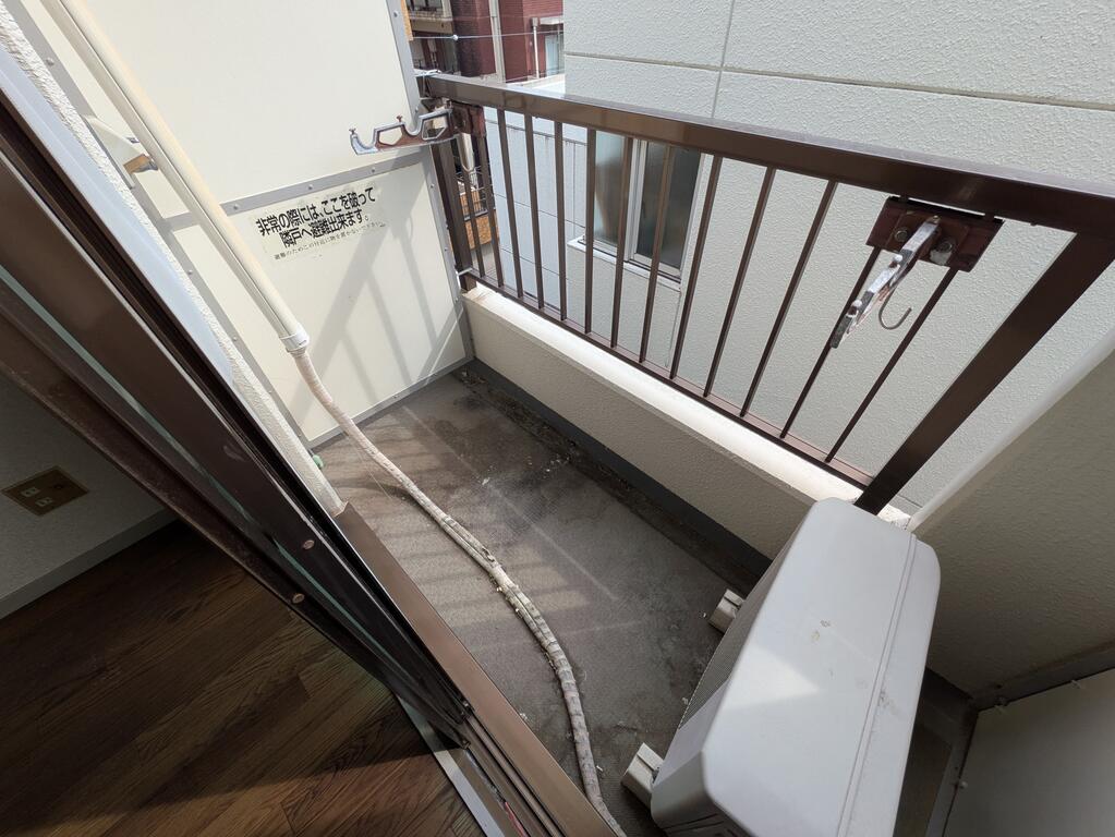 その他設備　洗濯機はバルコニーです