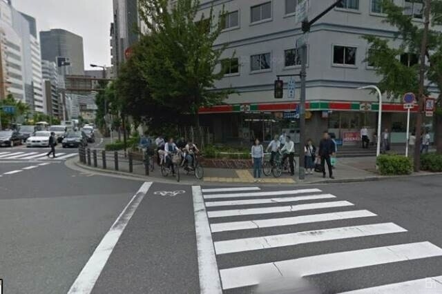 コンビニ　セブンイレブン大阪土佐堀ダイビル店（コンビニ）まで405m
