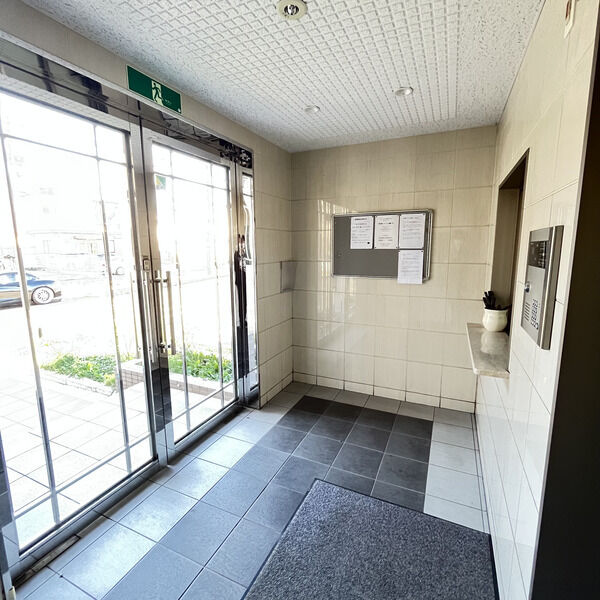 ＪＲ仙石線 小鶴新田駅 徒歩9分 10階建 築13年の外観写真