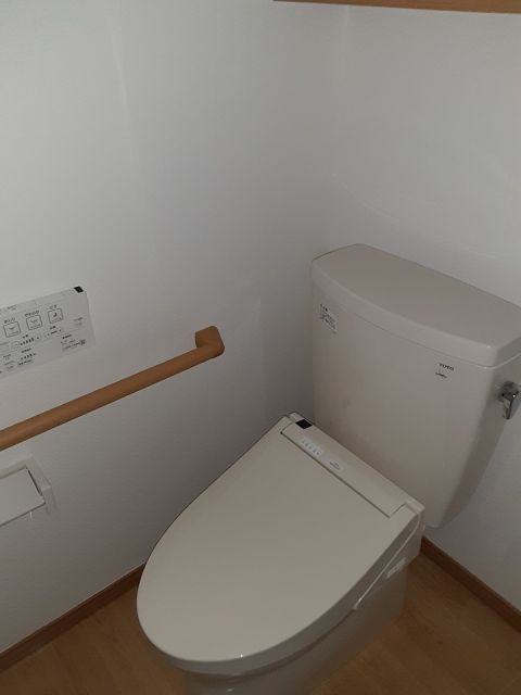 テラス上布田のトイレ写真