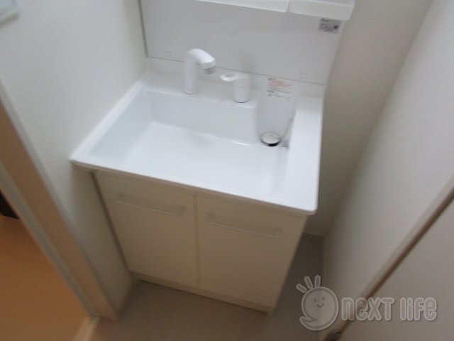リブリ・東門前の内装写真