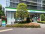 コンビニ　ファミリーマート 海岸三丁目店（コンビニ）まで46m