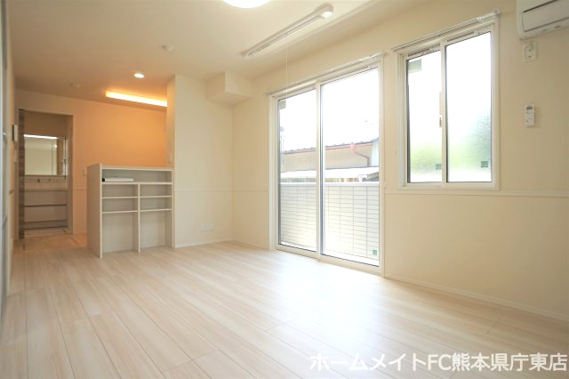 ＪＲ豊肥本線 武蔵塚駅 徒歩41分 3階建 築5年の居間写真