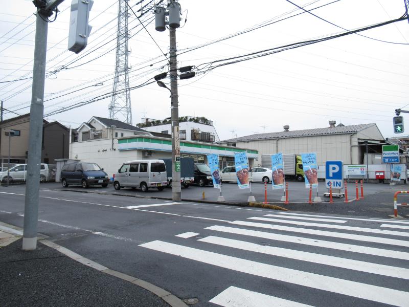 コンビニ　ファミリーマート 南花畑店（コンビニ）まで69m