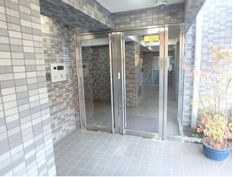 都営浅草線 浅草駅 徒歩4分 7階建 築32年の外観写真