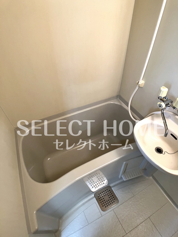 バス・シャワールーム　お風呂です