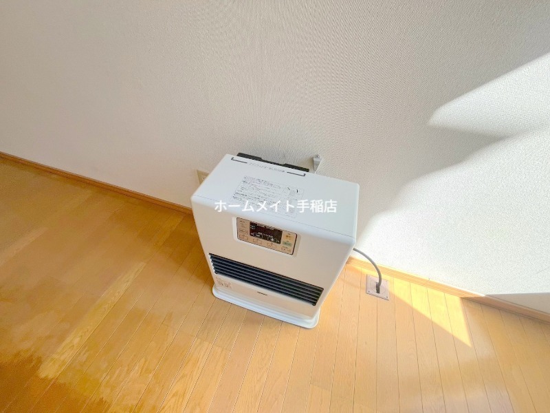 その他設備　灯油ストーブ付きです！
