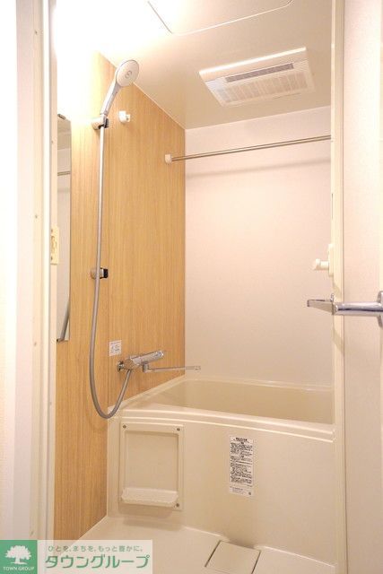 バス・シャワールーム　※写真は同タイプ住戸です。