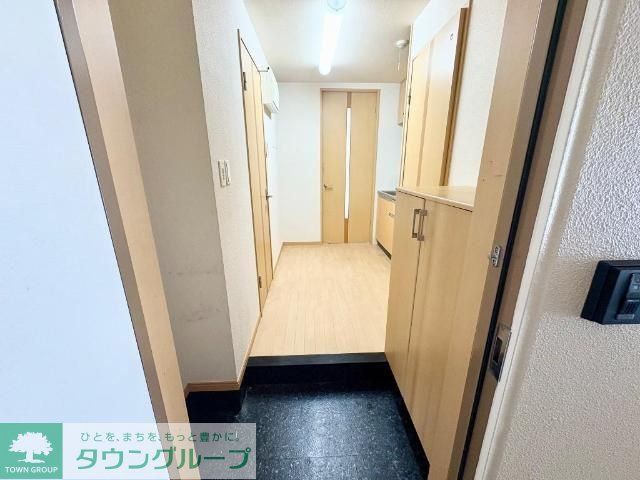 アンベリール上大岡の玄関写真