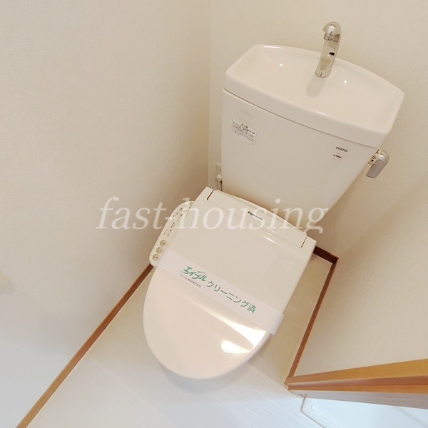 アンプルールフェールKOKIのトイレ写真