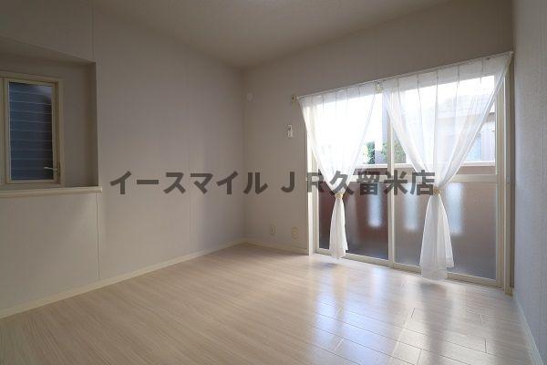 ＪＲ久大本線 久留米大学前駅 徒歩10分 2階建 築37年の居間写真