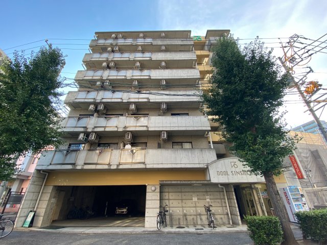 建物外観　落ち着いた雰囲気の外観です