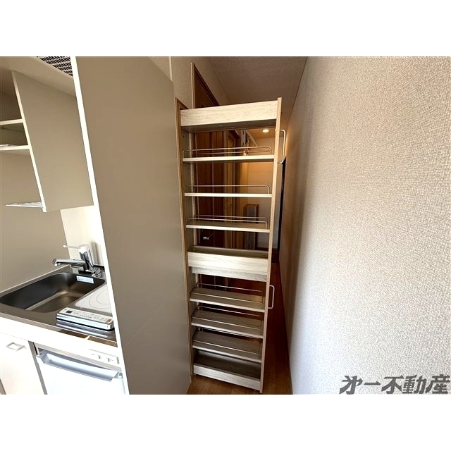 収納　収納棚
