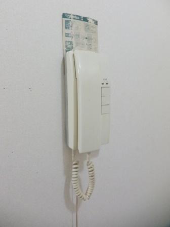 セキュリティ　★インターホン完備★