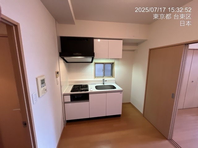 東京メトロ銀座線 田原町駅 徒歩3分 11階建 築21年のキッチン写真