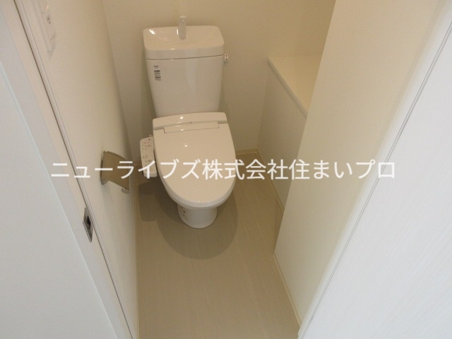 京阪本線 寝屋川市駅 徒歩3分 8階建 築2年のトイレ写真