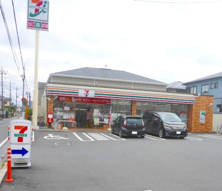 コンビニ　セブンイレブン川越岸町3丁目店（コンビニ）まで720m