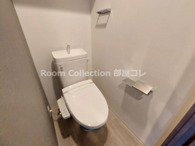 トイレ　※同物件他部屋写真 反転、色違いの場合有 現況優先