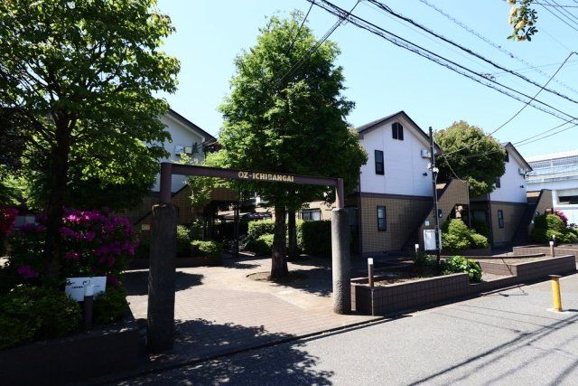 OZ壱番街の外観写真