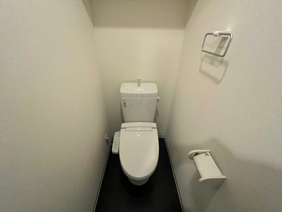 トイレ　※別部屋の写真です