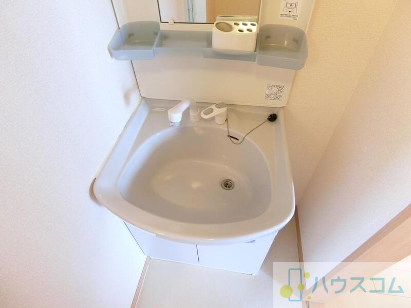 洗面設備　シャワー付き洗面台