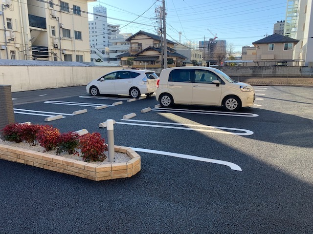 駐車場　敷地内駐車スペース