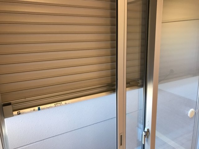 その他　窓シャッター