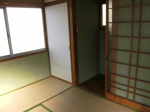 畝本一戸建 上段西の内装写真