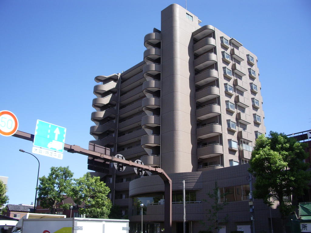 フローリット梅島の建物外観