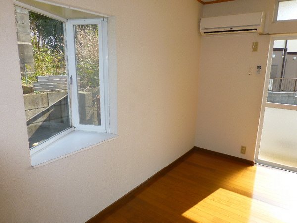 その他　洋室の出窓