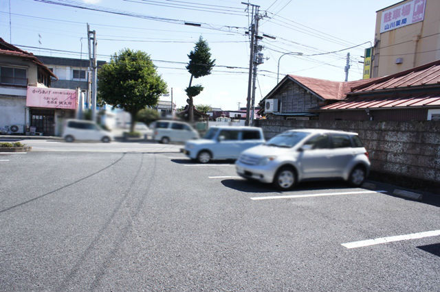 【コモンズ ヴィラの駐車場】