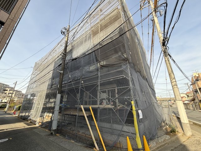 【千葉市中央区汐見丘町のアパートの建物外観】