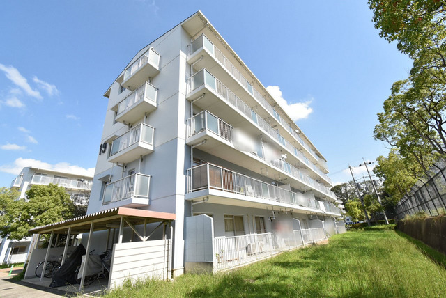 ＵＲ高の原駅東第２の建物外観