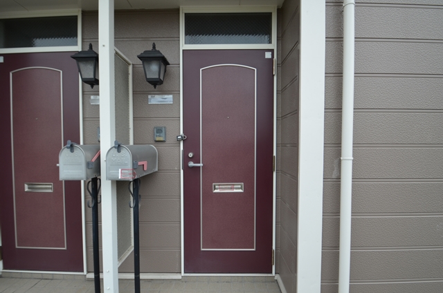 エントランス　玄関前