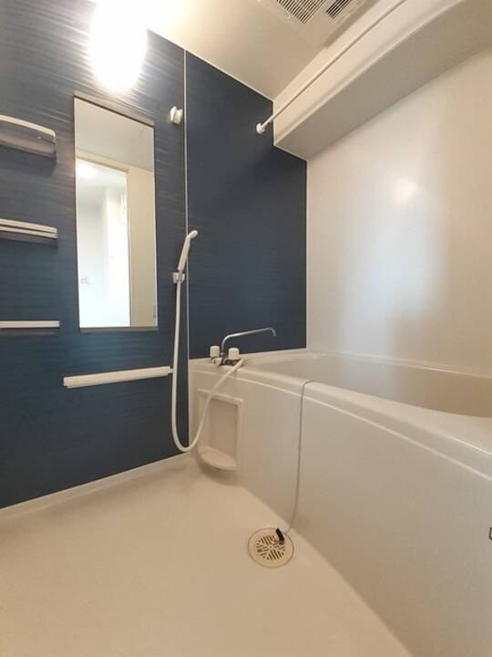 バス・シャワールーム　浴室