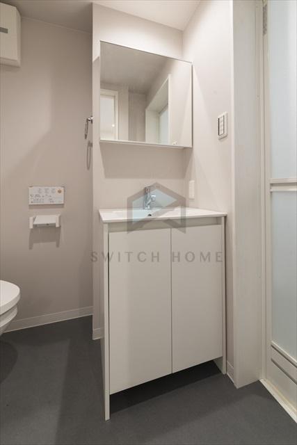 洗面設備　朝の身支度には欠かせない独立洗面化粧台